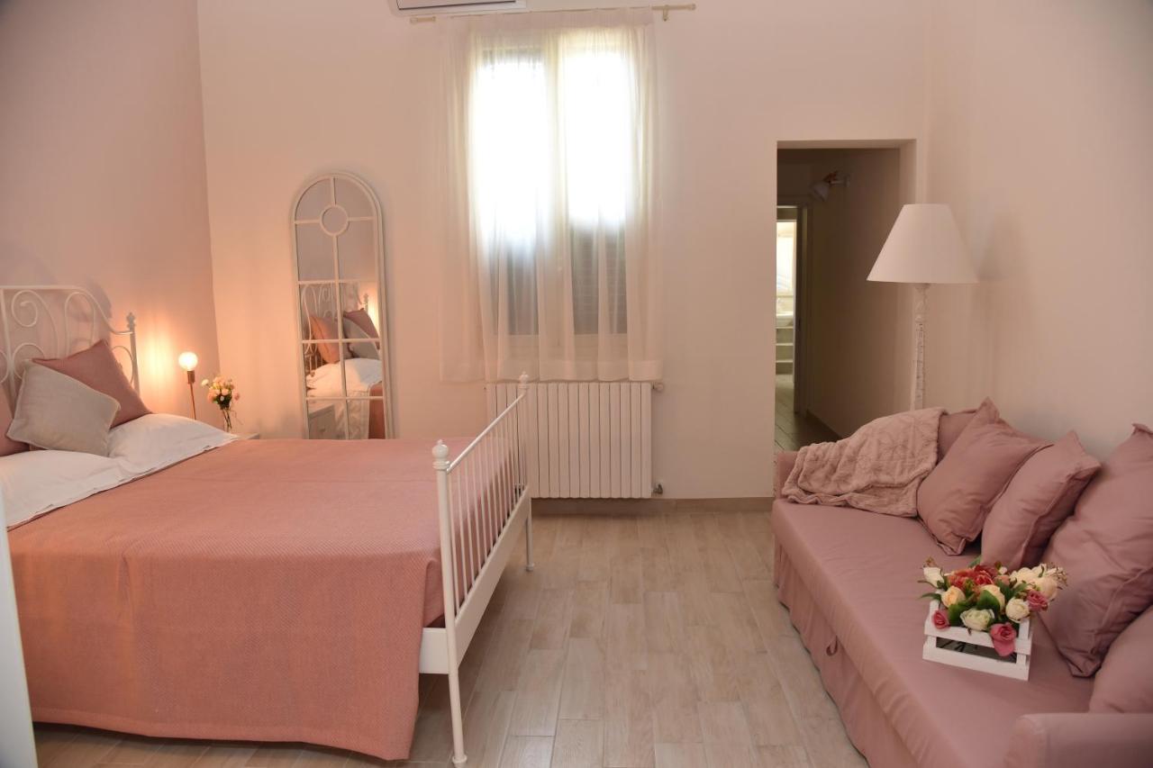 Bed and Breakfast Ai Raggi Di Sole Lecce Exterior foto
