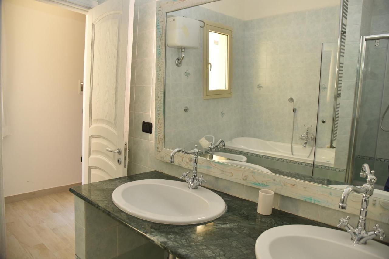 Bed and Breakfast Ai Raggi Di Sole Lecce Exterior foto