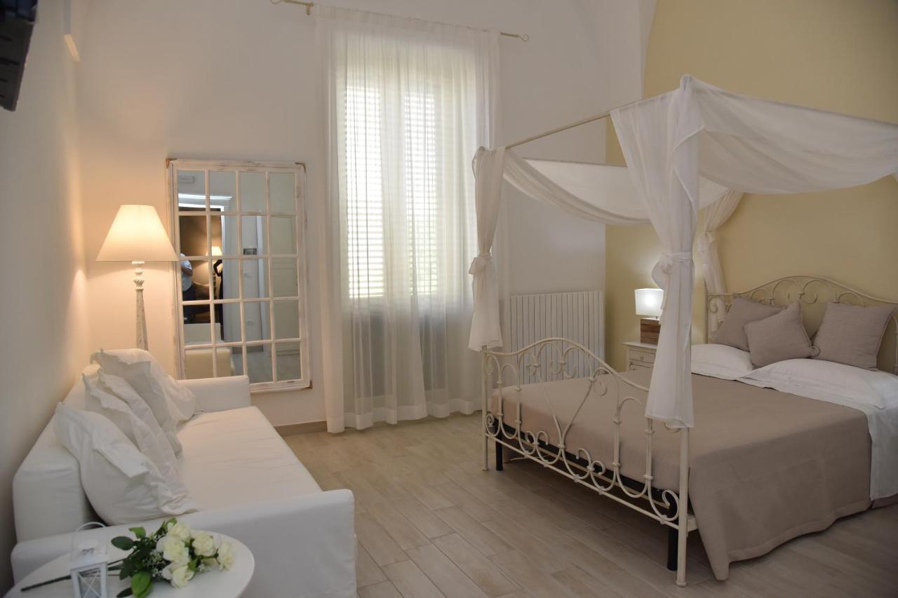 Bed and Breakfast Ai Raggi Di Sole Lecce Exterior foto