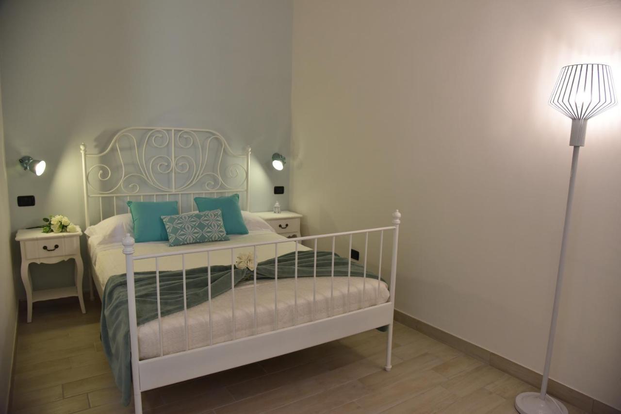 Bed and Breakfast Ai Raggi Di Sole Lecce Exterior foto
