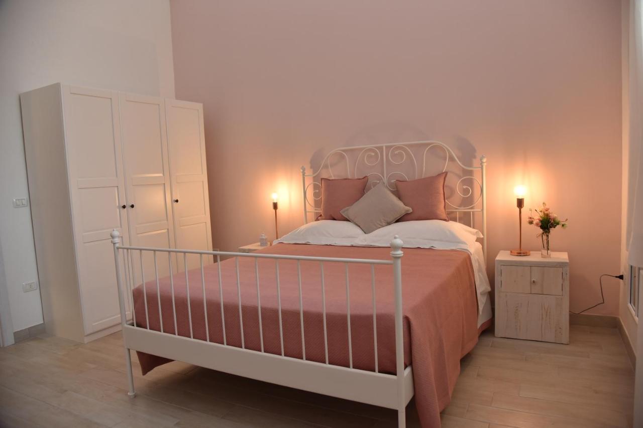 Bed and Breakfast Ai Raggi Di Sole Lecce Exterior foto