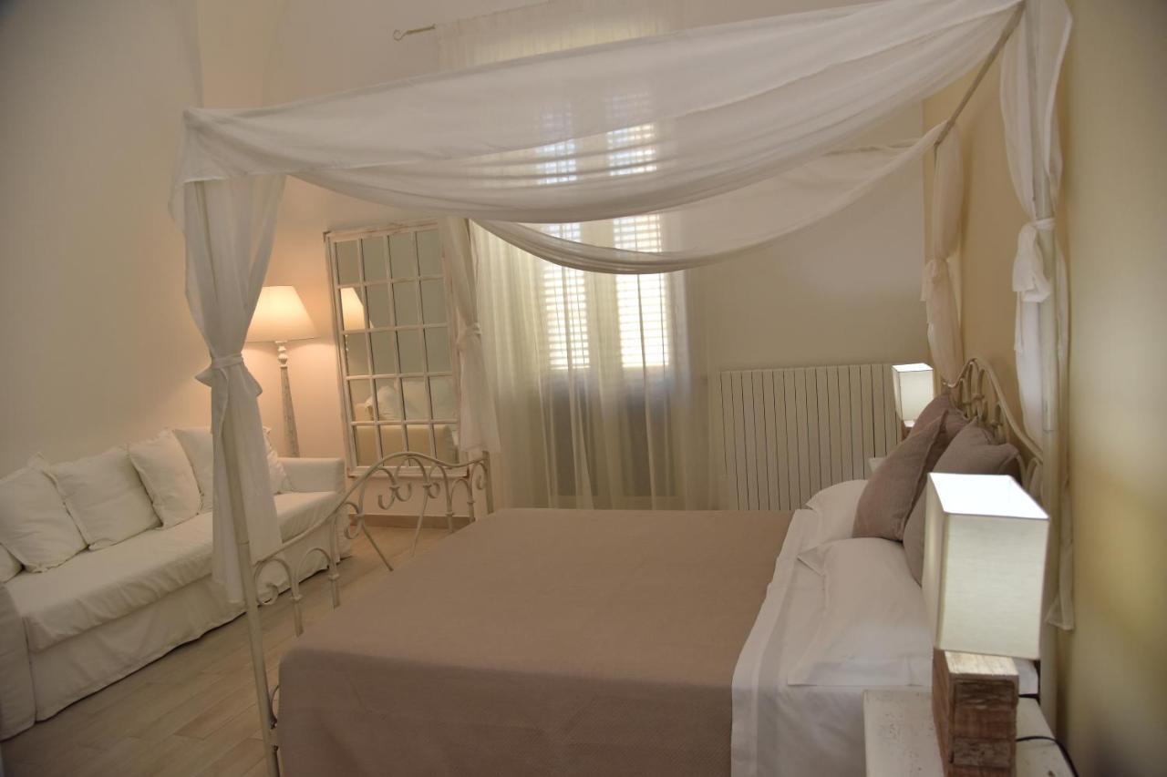 Bed and Breakfast Ai Raggi Di Sole Lecce Exterior foto