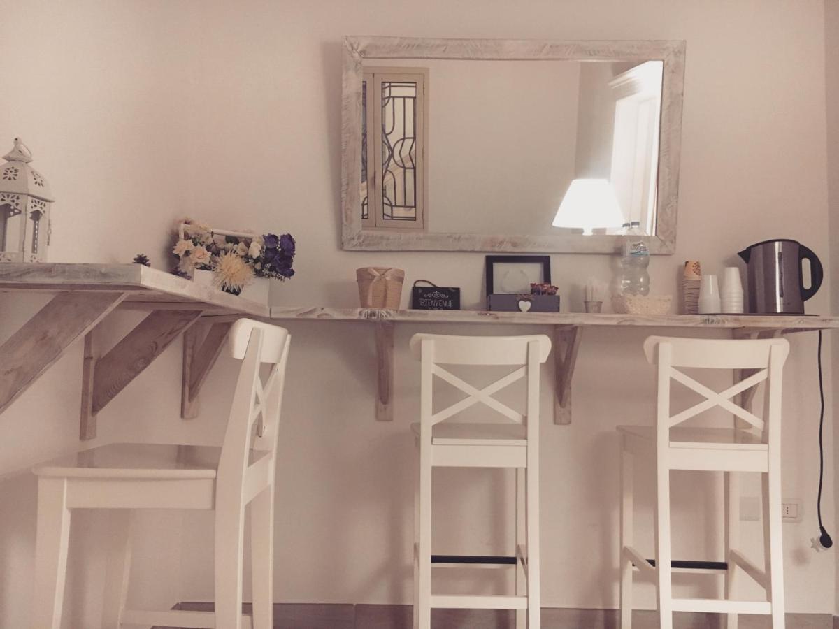 Bed and Breakfast Ai Raggi Di Sole Lecce Exterior foto