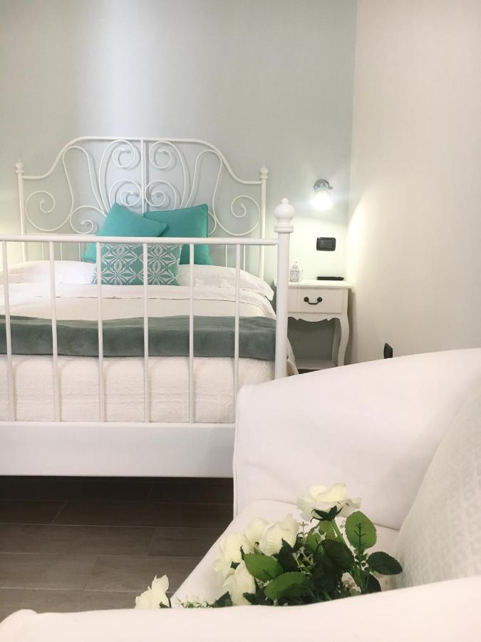 Bed and Breakfast Ai Raggi Di Sole Lecce Exterior foto
