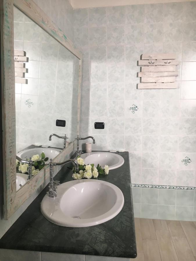 Bed and Breakfast Ai Raggi Di Sole Lecce Exterior foto