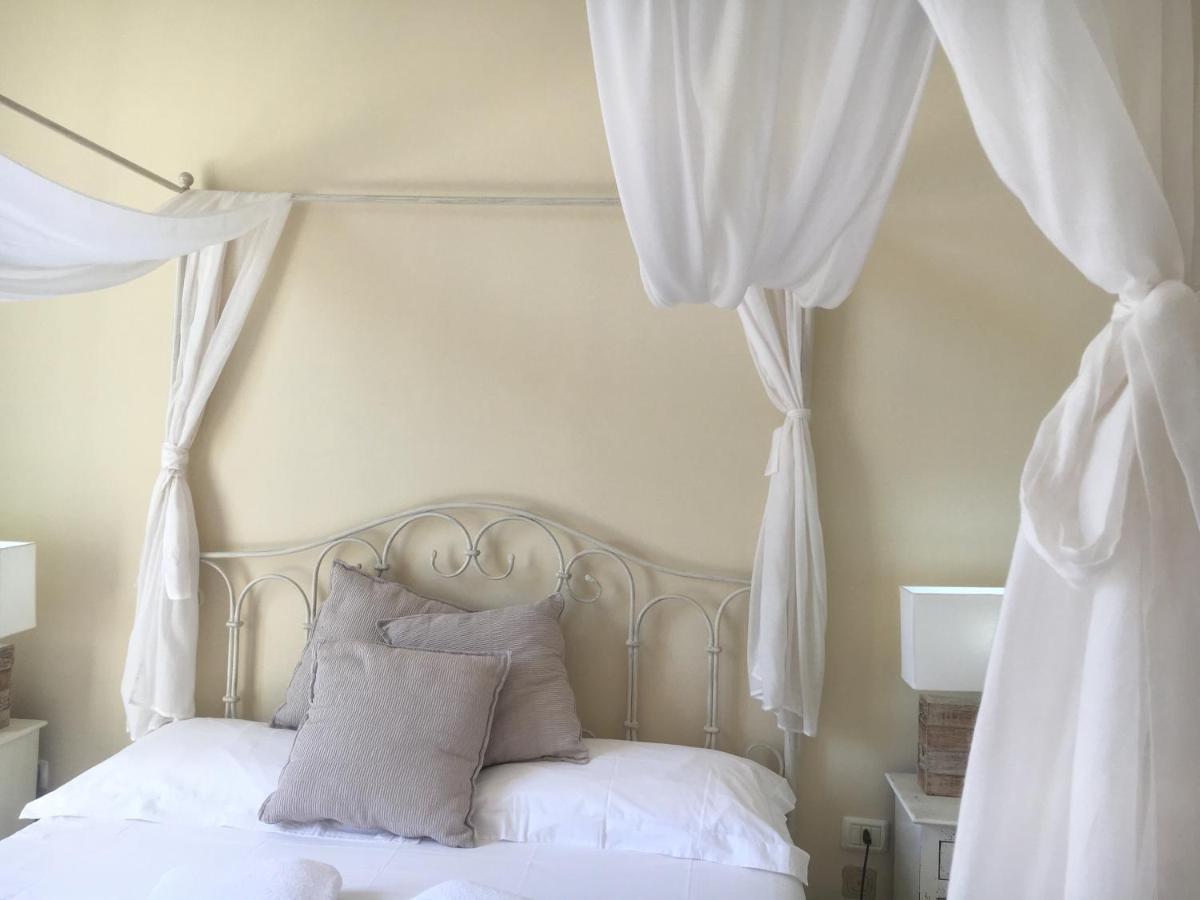 Bed and Breakfast Ai Raggi Di Sole Lecce Exterior foto