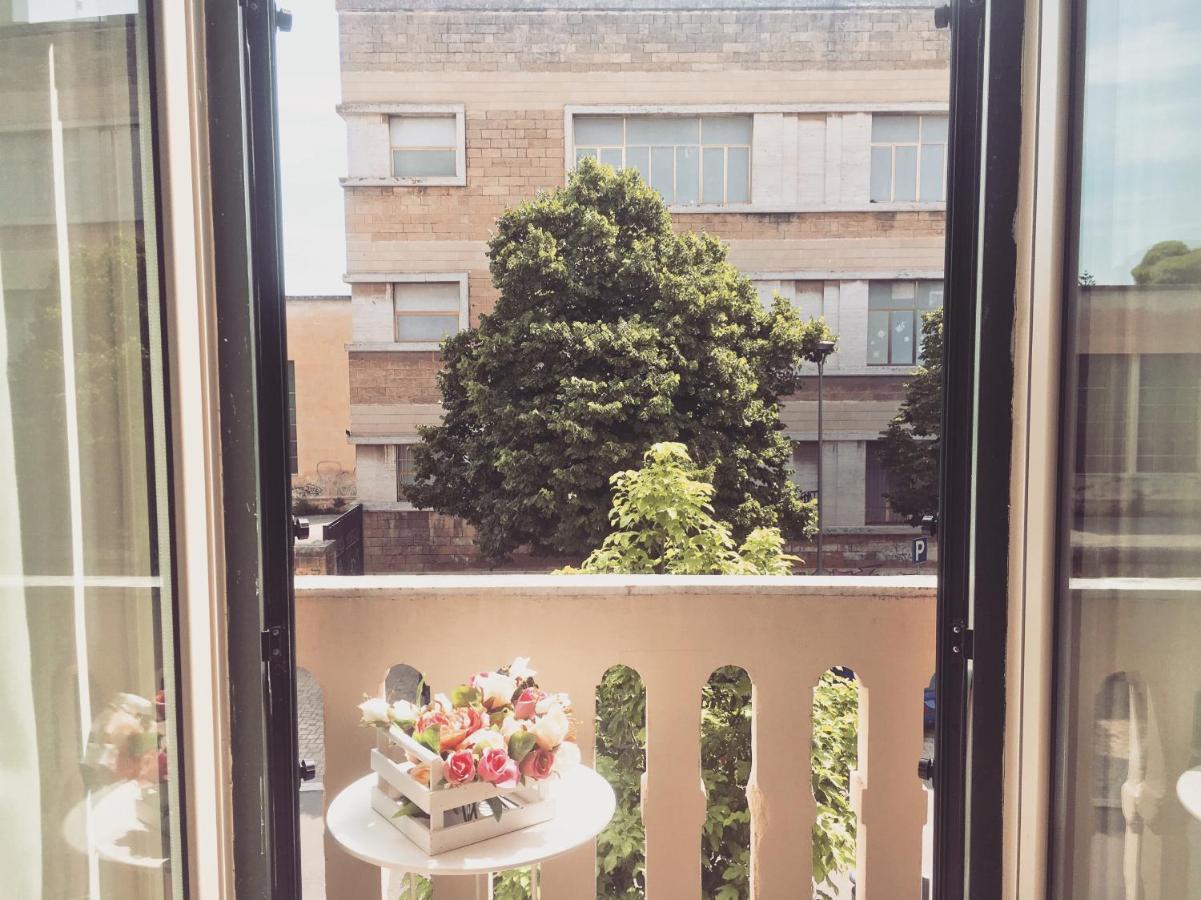 Bed and Breakfast Ai Raggi Di Sole Lecce Exterior foto