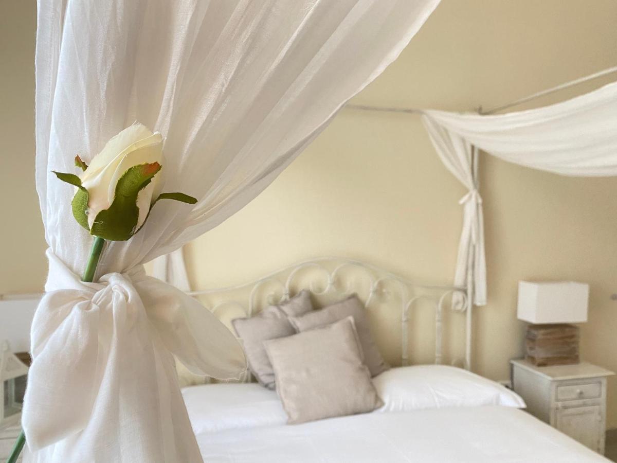 Bed and Breakfast Ai Raggi Di Sole Lecce Exterior foto